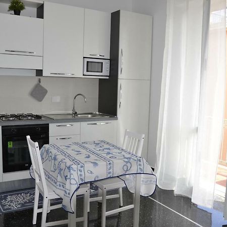Il Nido Di Quarto Con Park Auto Macchine Piccole Segmento B 热那亚 外观 照片