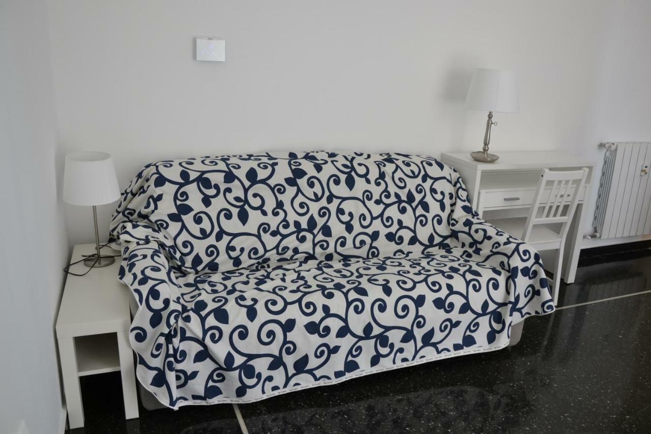 Il Nido Di Quarto Con Park Auto Macchine Piccole Segmento B 热那亚 外观 照片